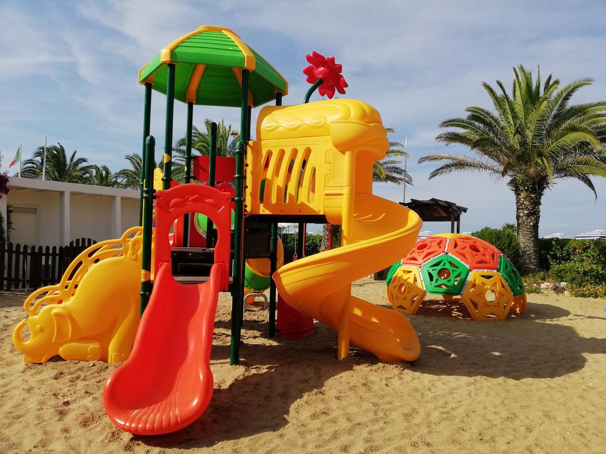 Hotel Parco Delle Rose Силви Марина Екстериор снимка